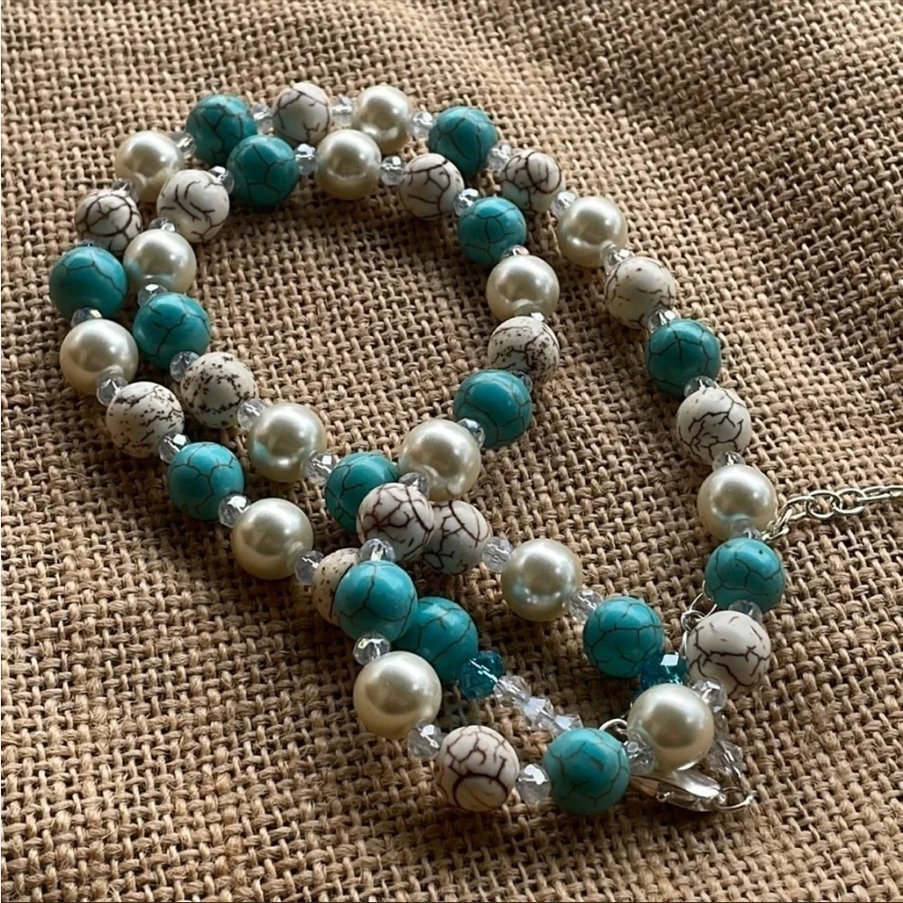 Turquoise necklace Adjustable with crystals extender New